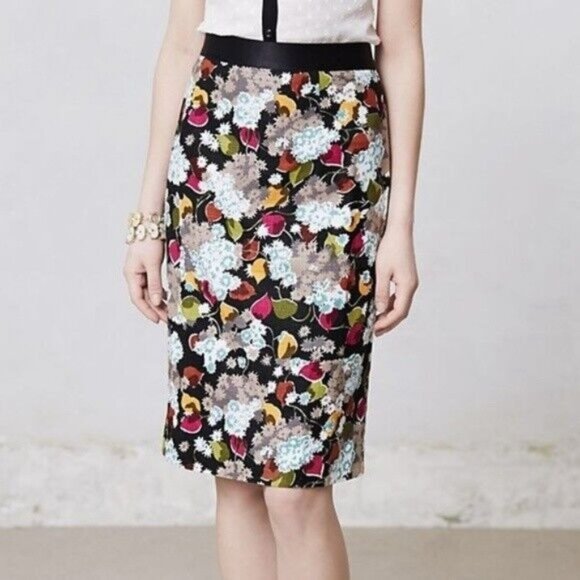 Anthropologie Dresses & Skirts - Anthropologie Girls From Savoy Skirt Linen Eero Floral Print Pencil